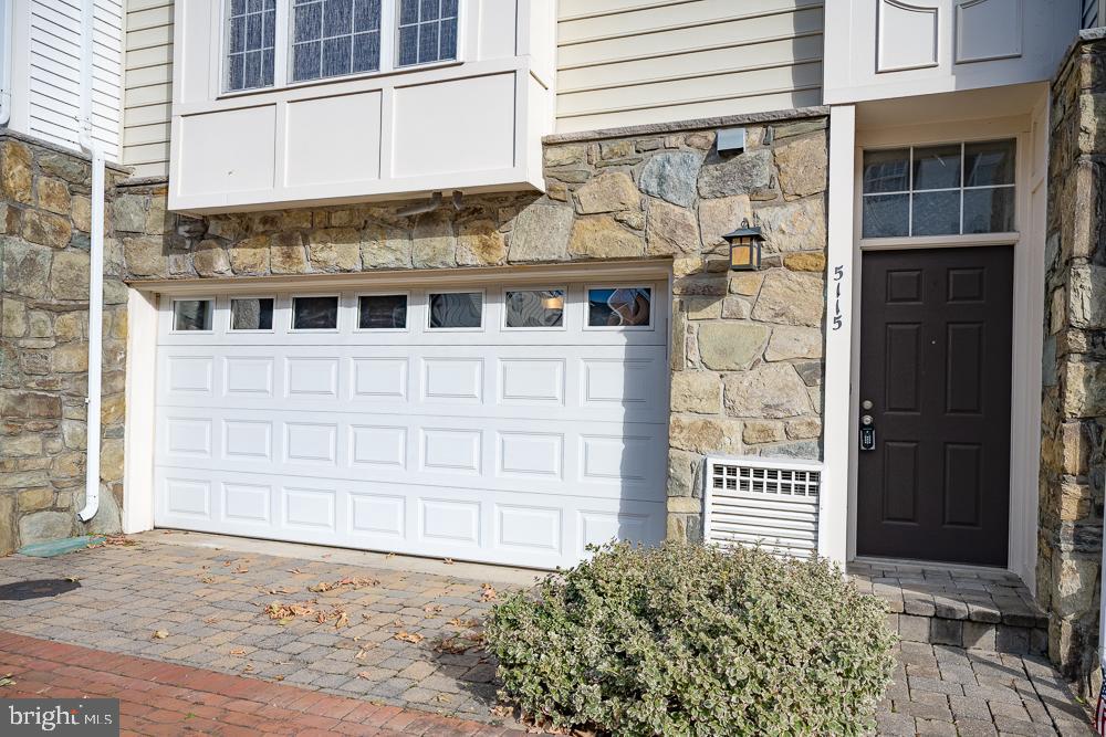 5115 GRIMM DRIVE