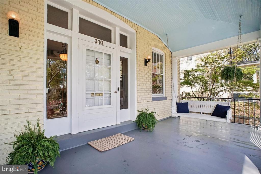 310 N VIEW TERRACE