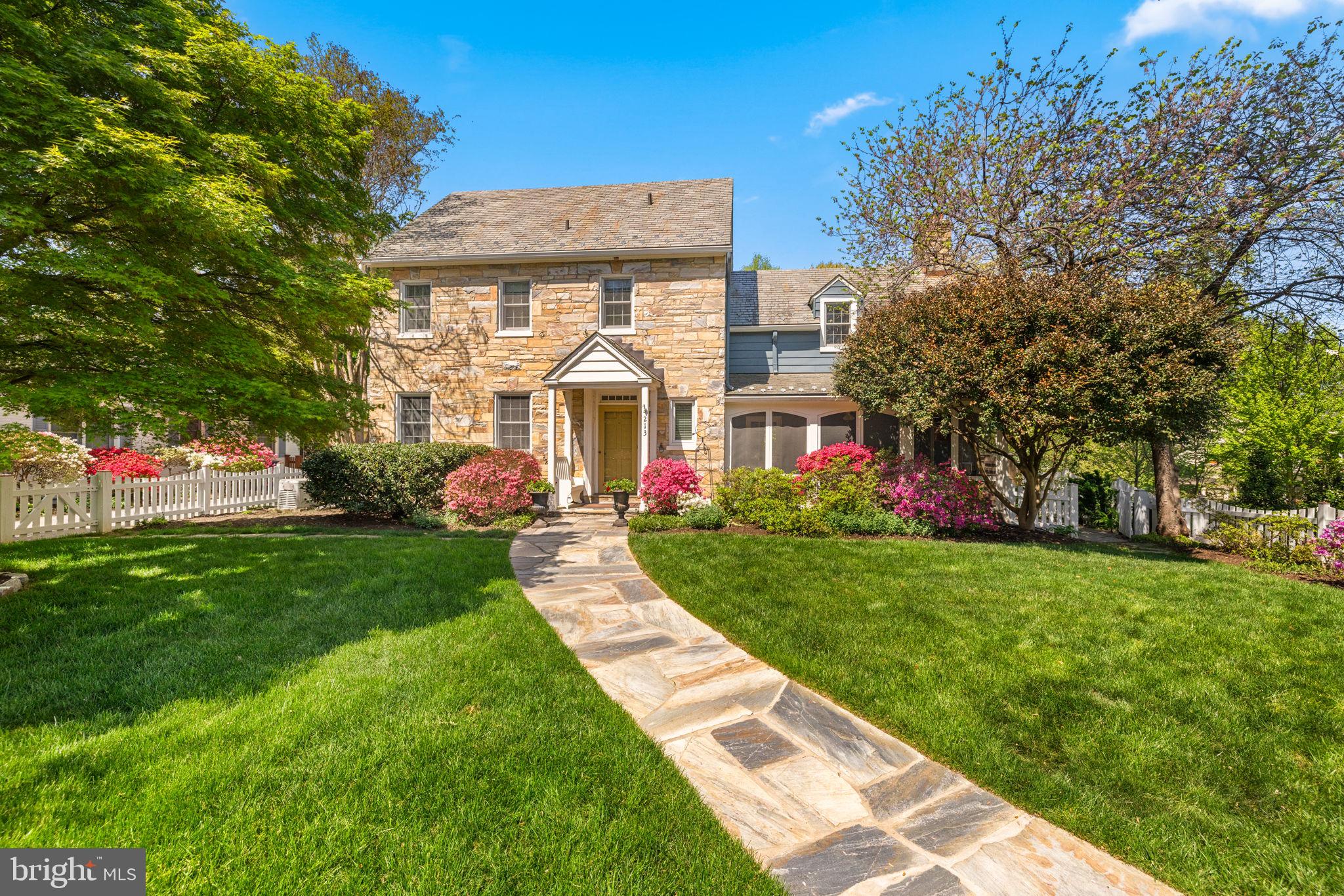 213 VIRGINIA AVENUE