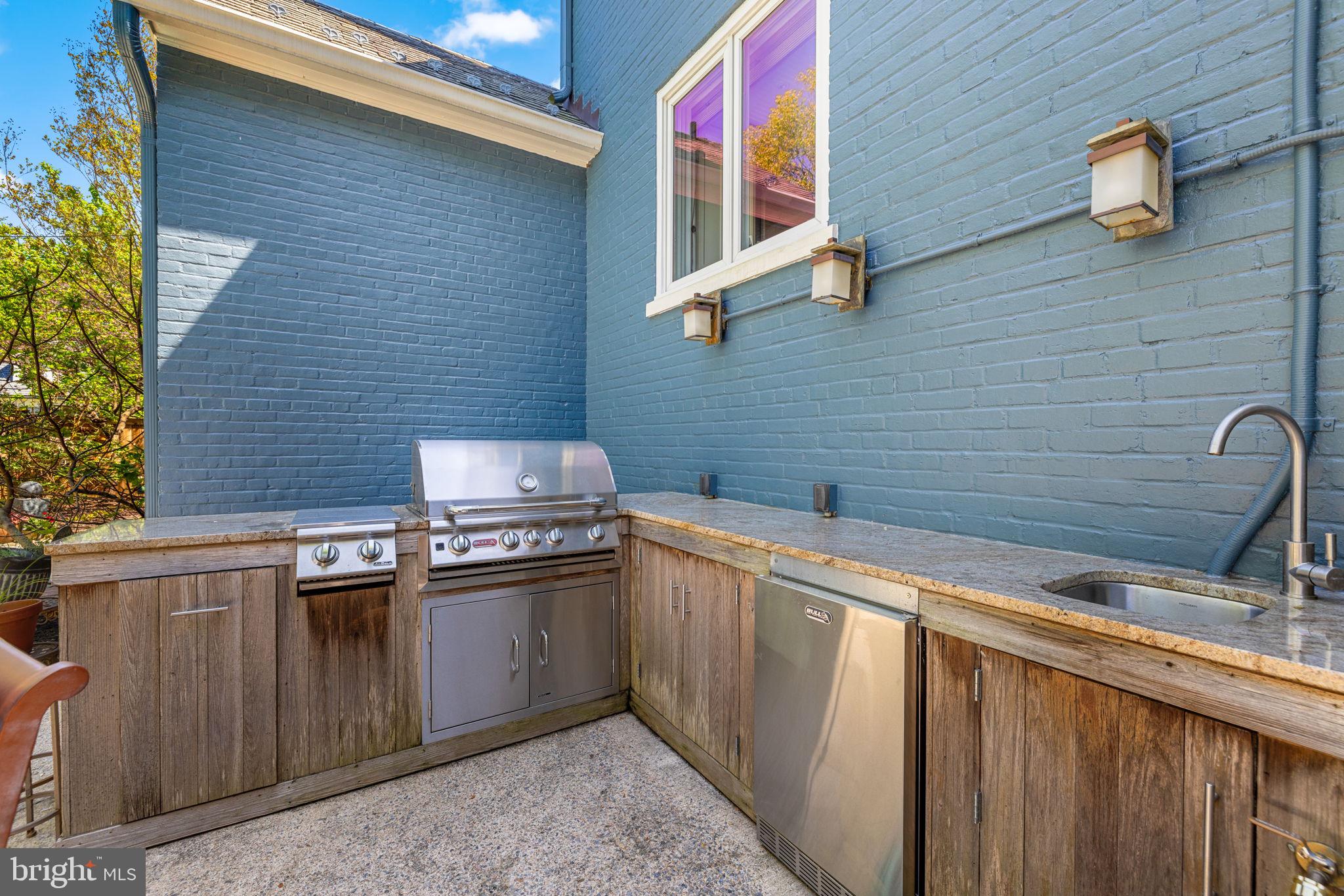213 VIRGINIA AVENUE