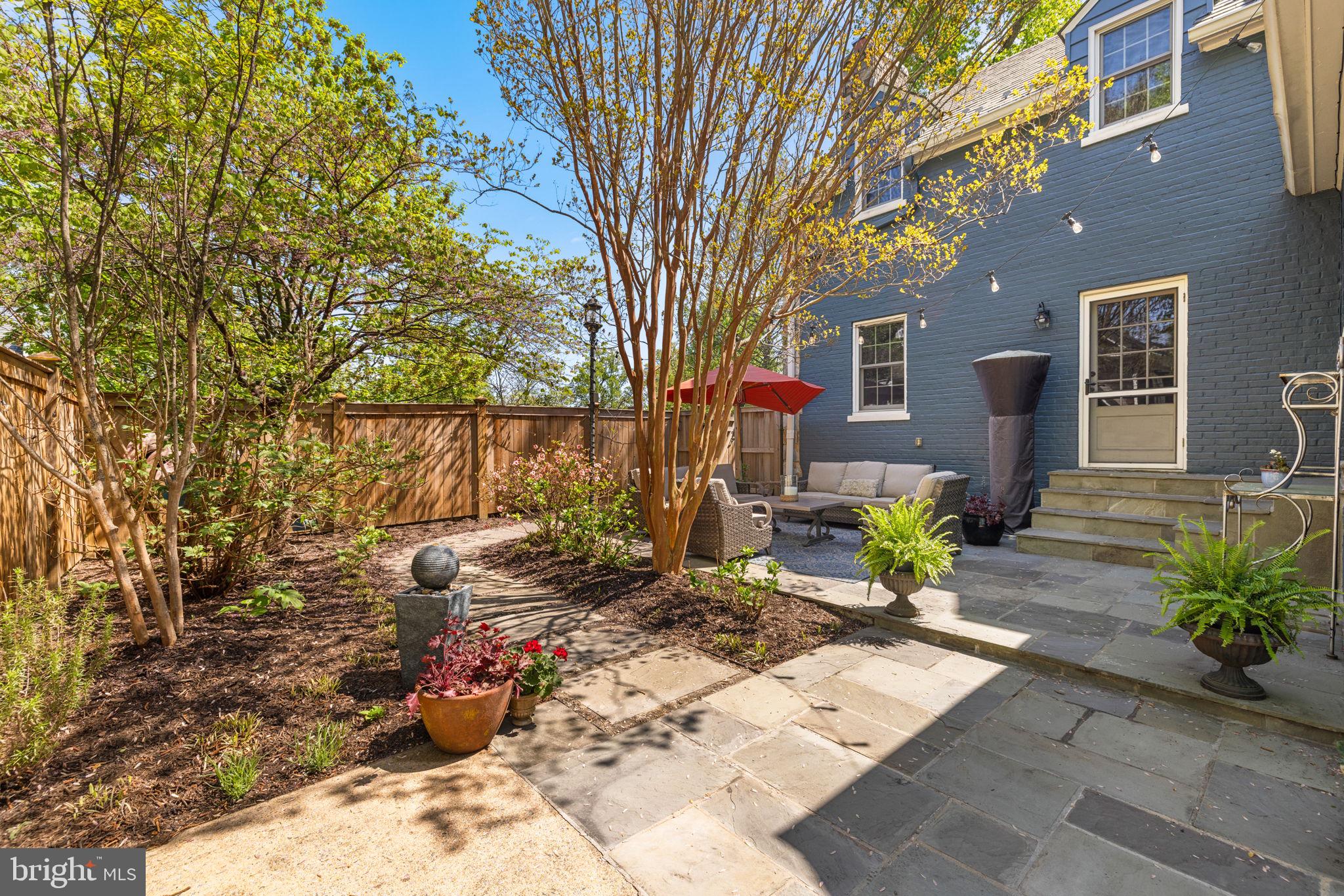 213 VIRGINIA AVENUE