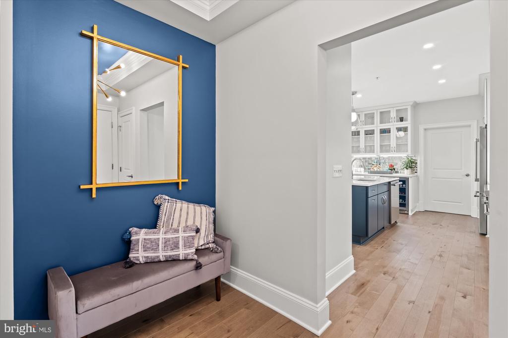 600 SECOND STREET 402
