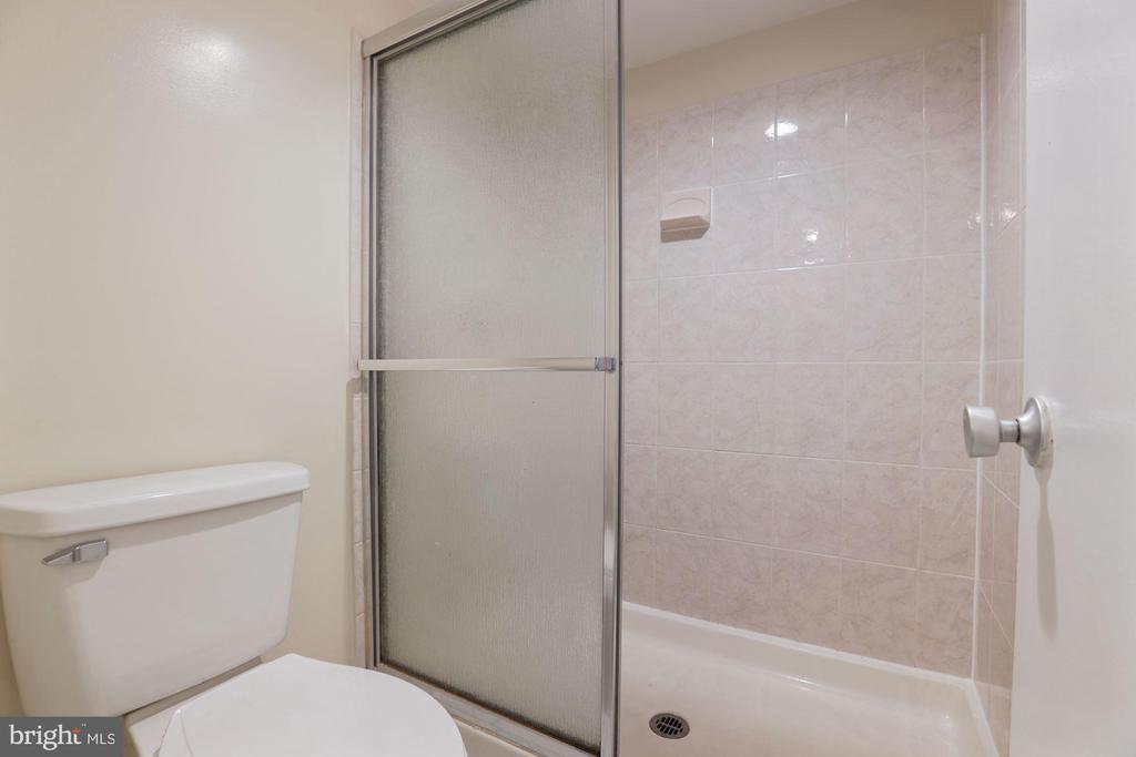 1225 MARTHA CUSTIS DRIVE 807