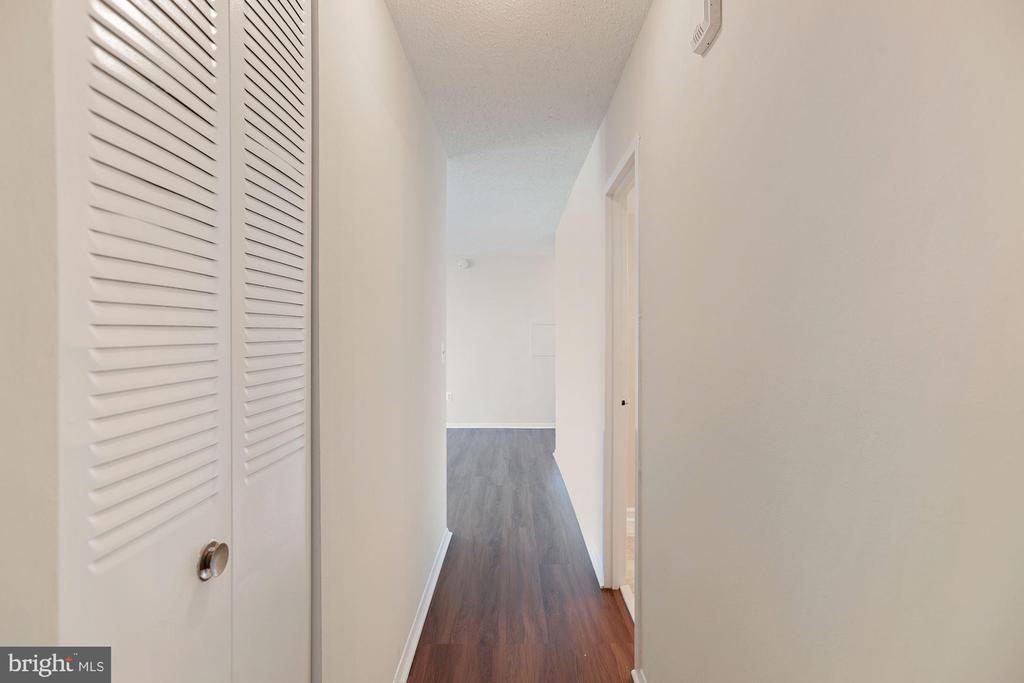 1225 MARTHA CUSTIS DRIVE 807