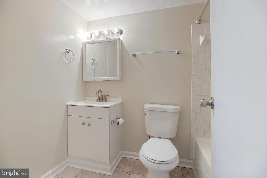 1225 MARTHA CUSTIS DRIVE 807