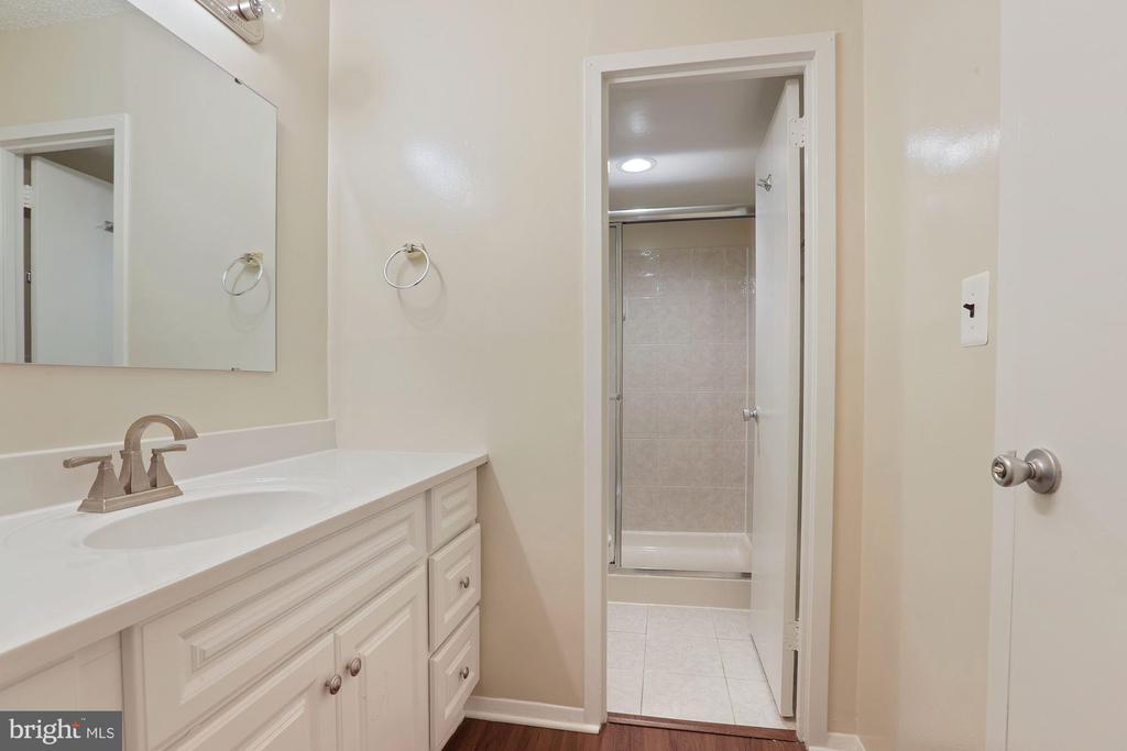 1225 MARTHA CUSTIS DRIVE 807