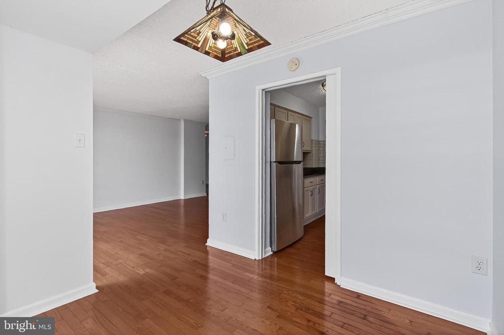 5300 HOLMES RUN PARKWAY 906