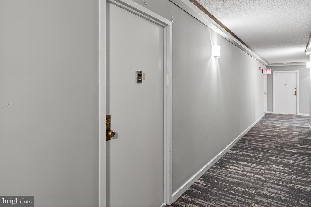 5300 HOLMES RUN PARKWAY 906