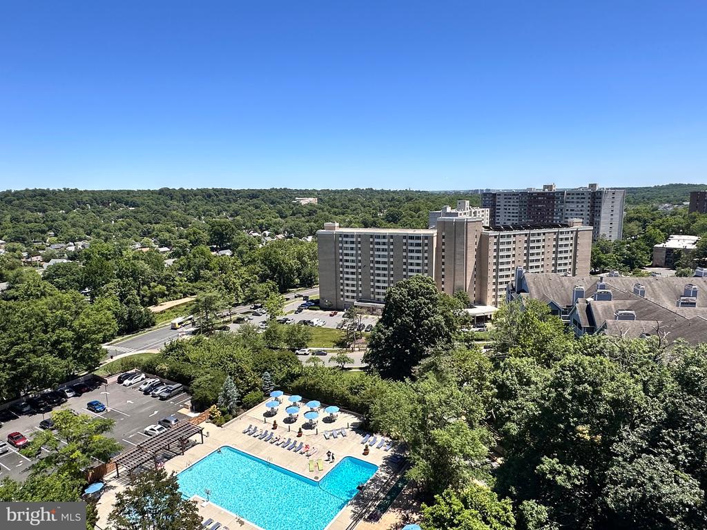 5500 HOLMES RUN PARKWAY 1406