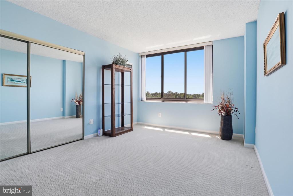 5500 HOLMES RUN PARKWAY 1406