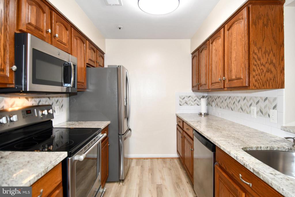 240 S REYNOLDS STREET 113
