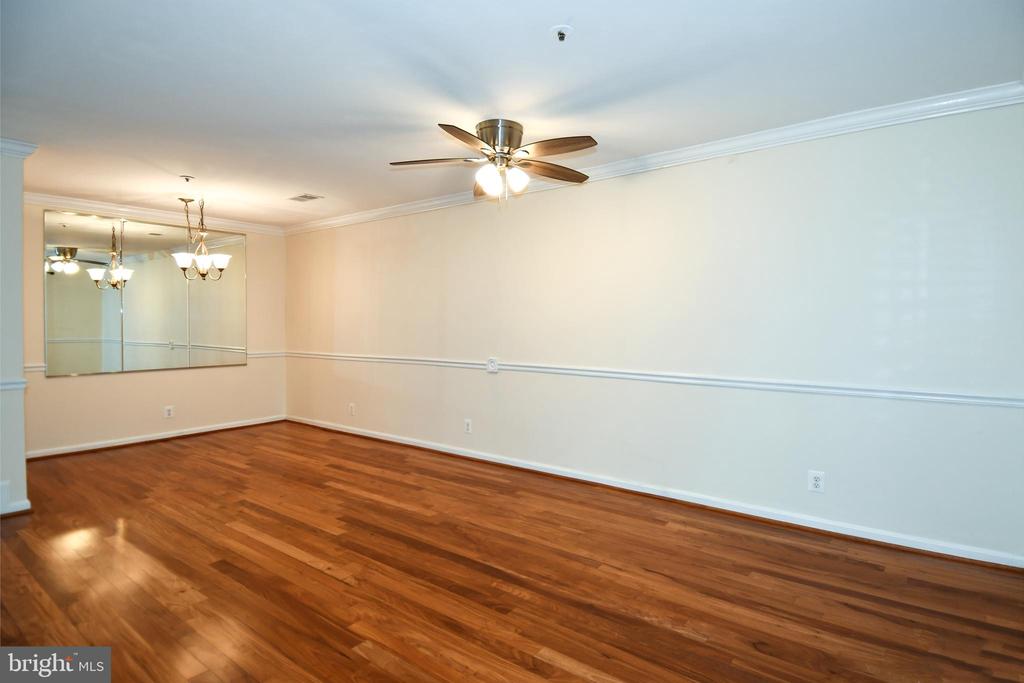 240 S REYNOLDS STREET 113