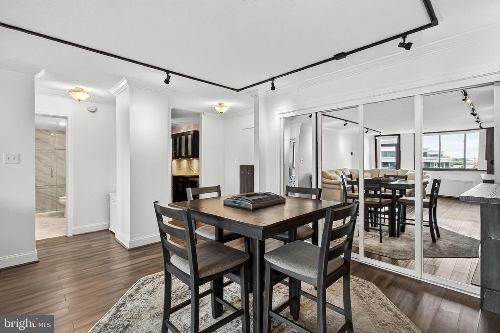 801 N PITT STREET N 910