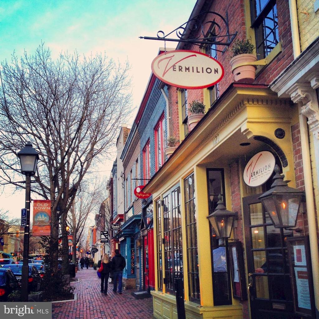 801 N PITT STREET N 910