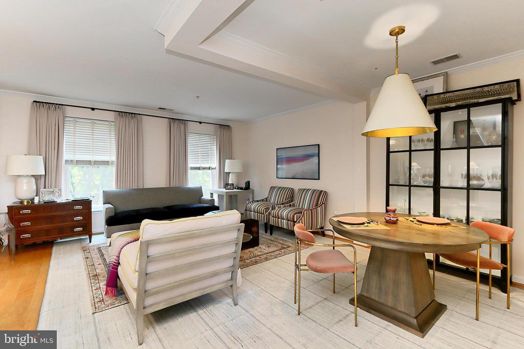721 MASSEY LANE Unit: B