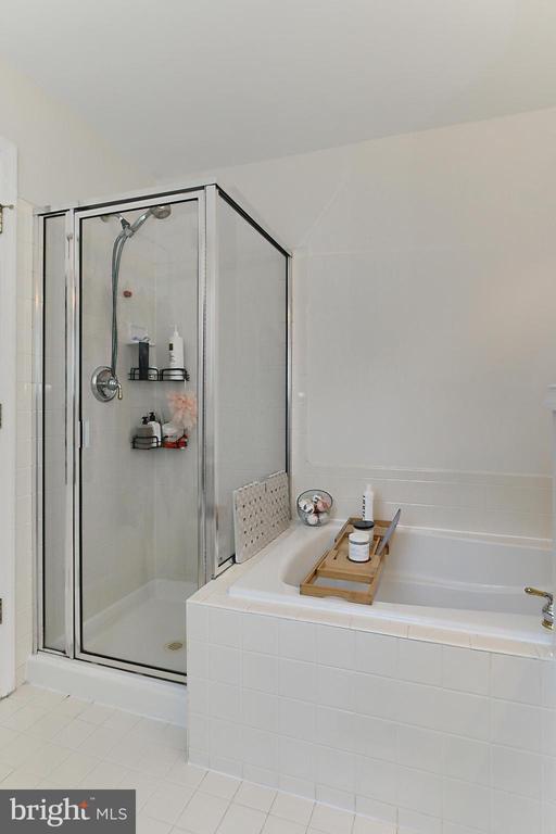 721 MASSEY LANE Unit: B