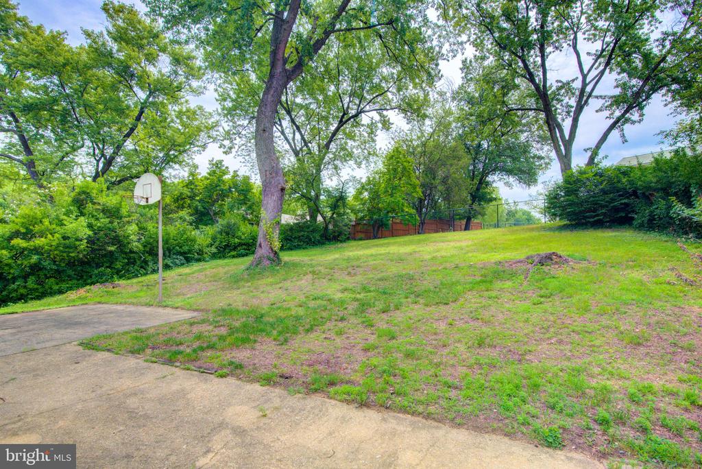 6116 N MORGAN STREET