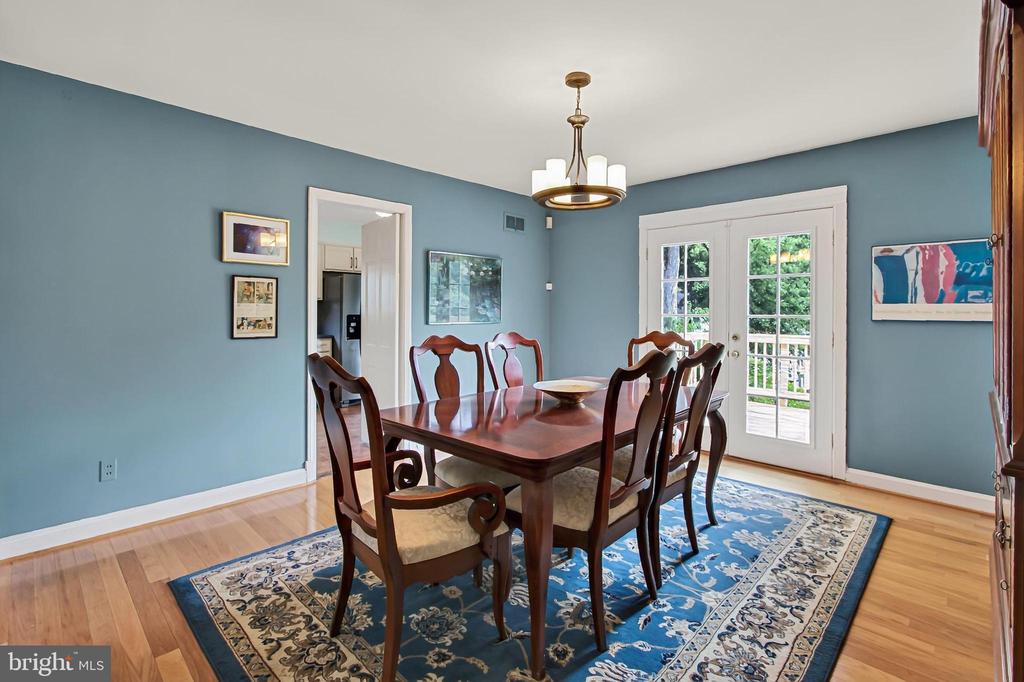 311 SKYHILL ROAD