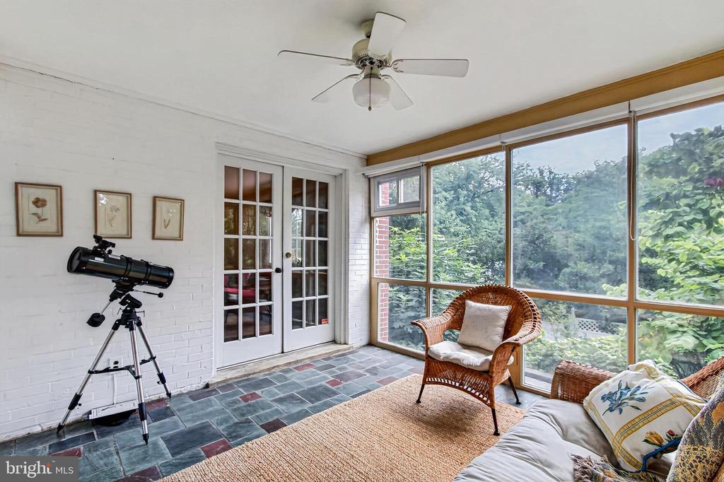 311 SKYHILL ROAD