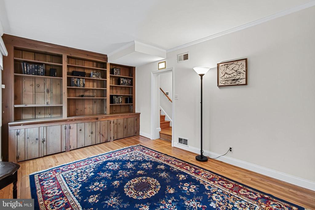 311 SKYHILL ROAD