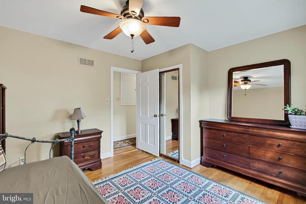 311 SKYHILL ROAD