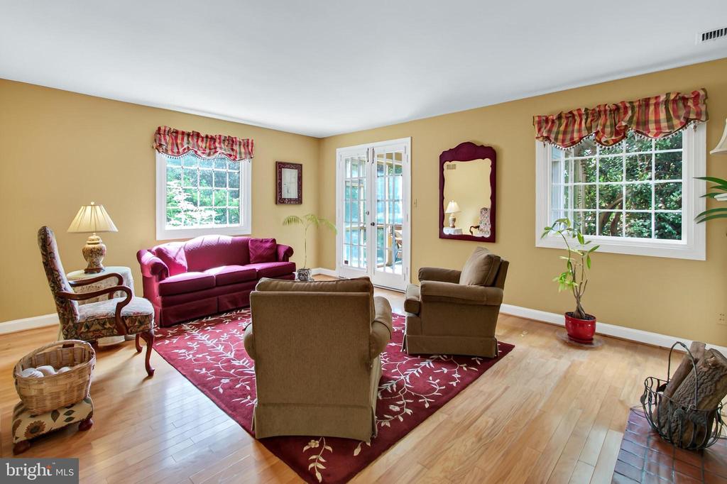 311 SKYHILL ROAD