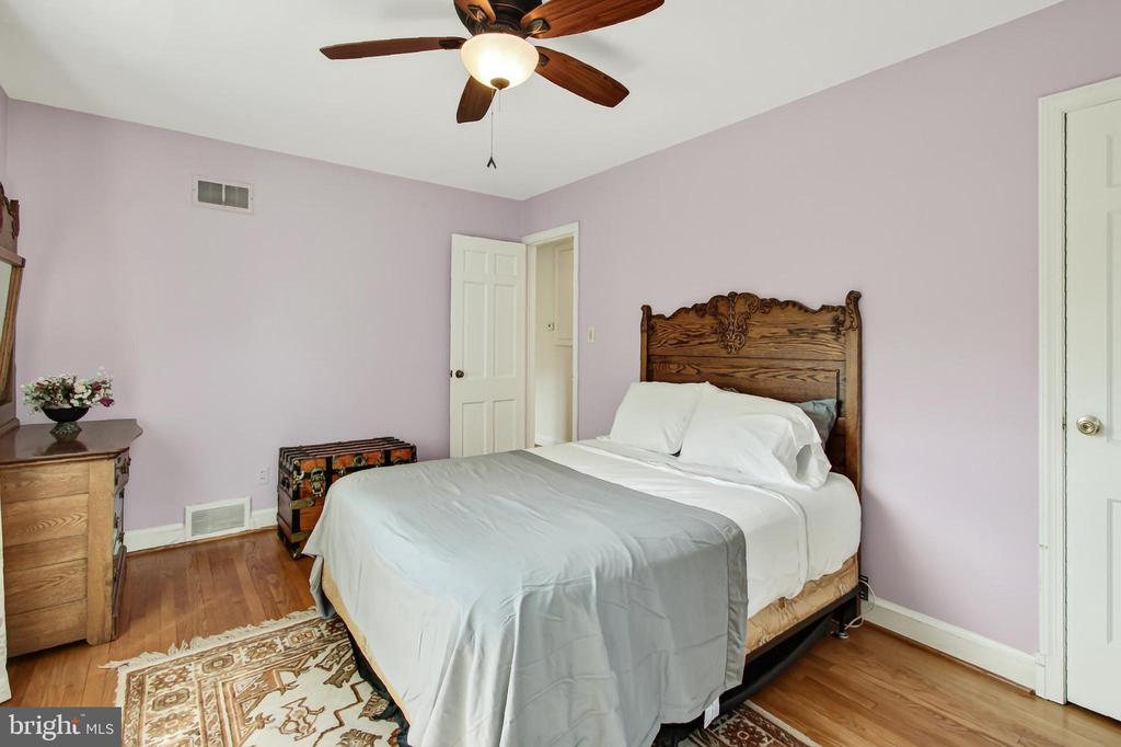 311 SKYHILL ROAD