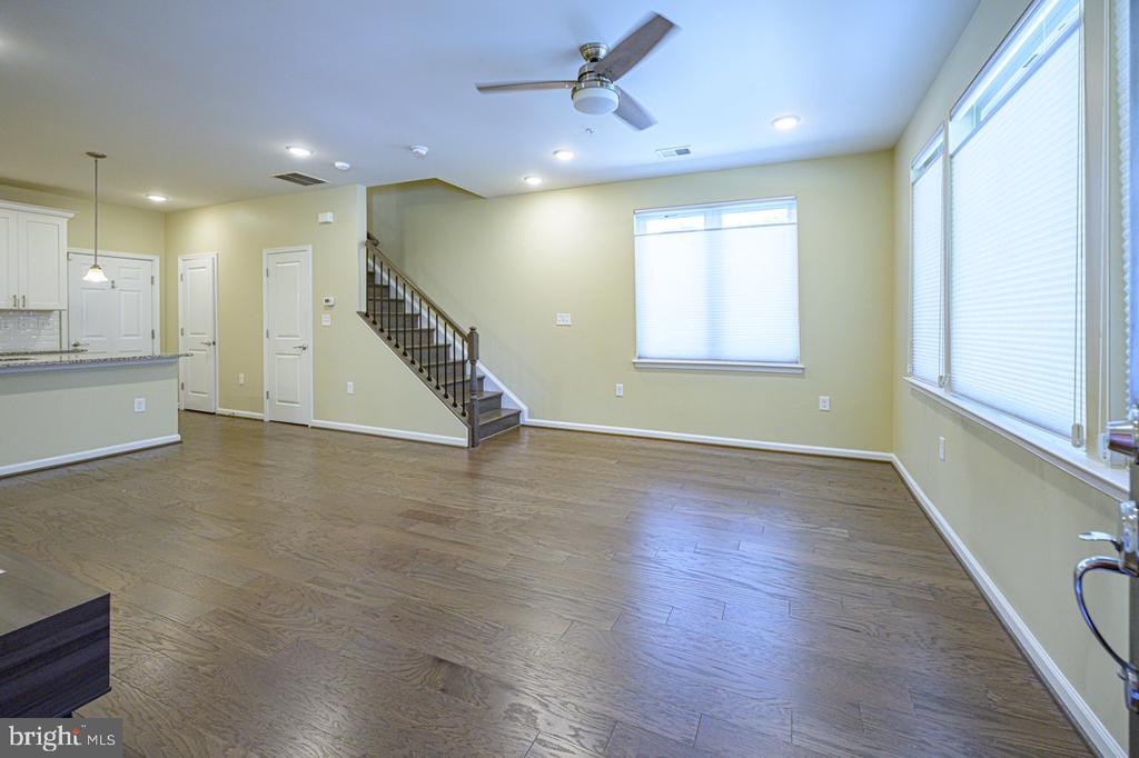 5130 CAMBRIA 101
