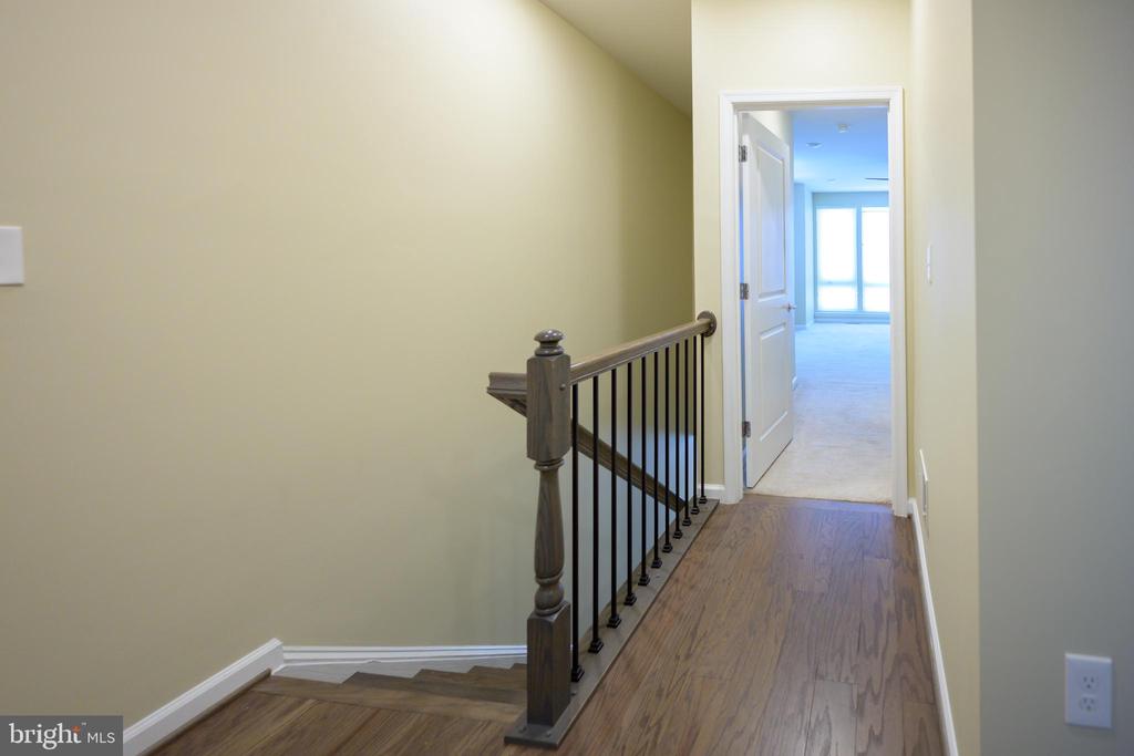 5130 CAMBRIA 101
