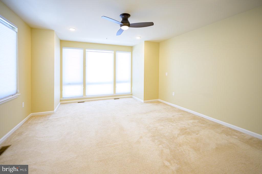 5130 CAMBRIA 101