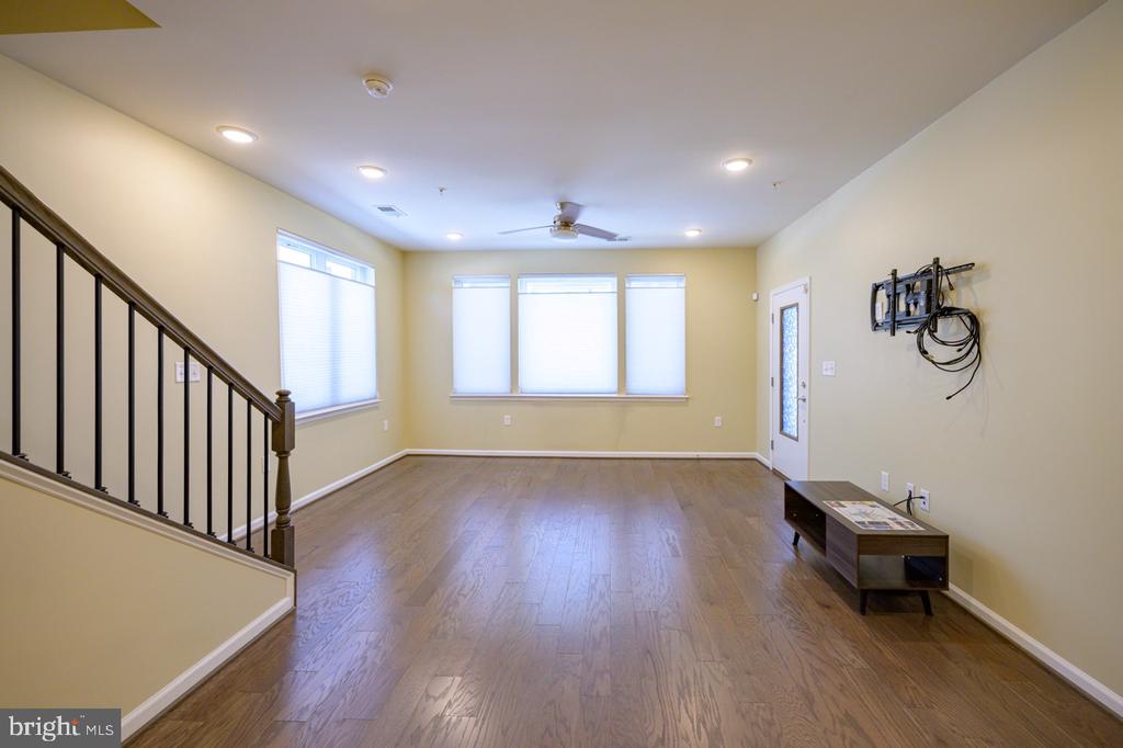 5130 CAMBRIA 101