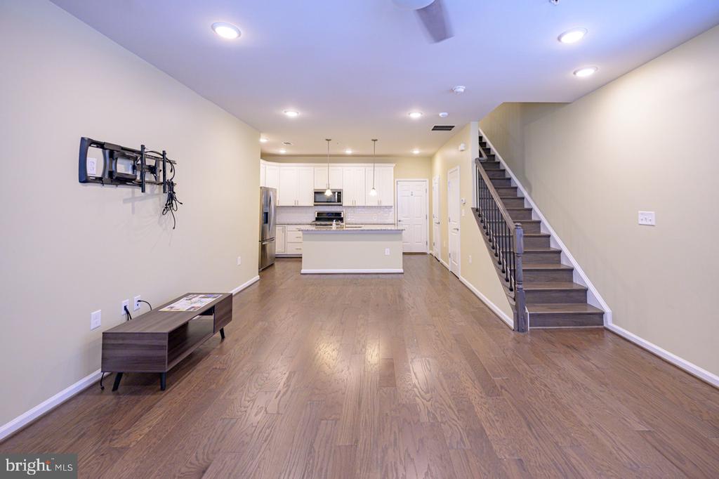 5130 CAMBRIA 101