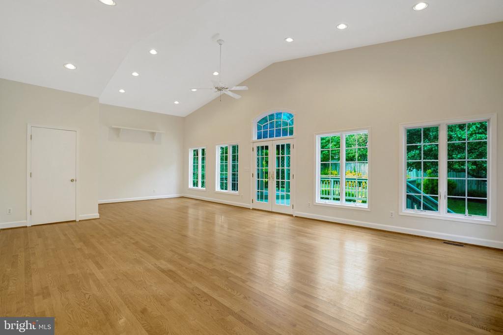 2510 PAGE TERRACE