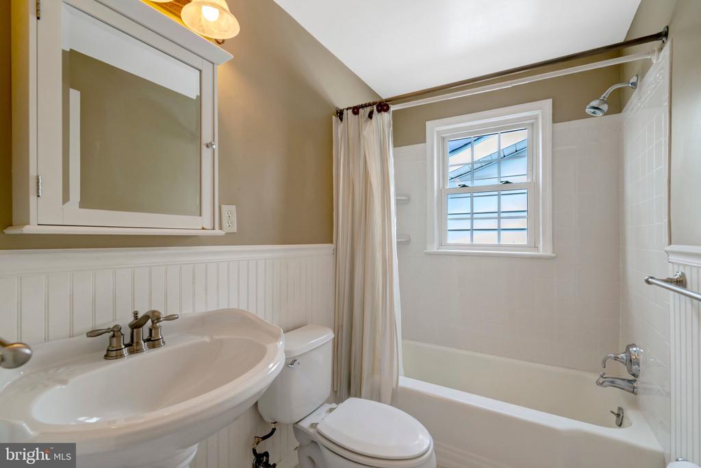 2510 PAGE TERRACE