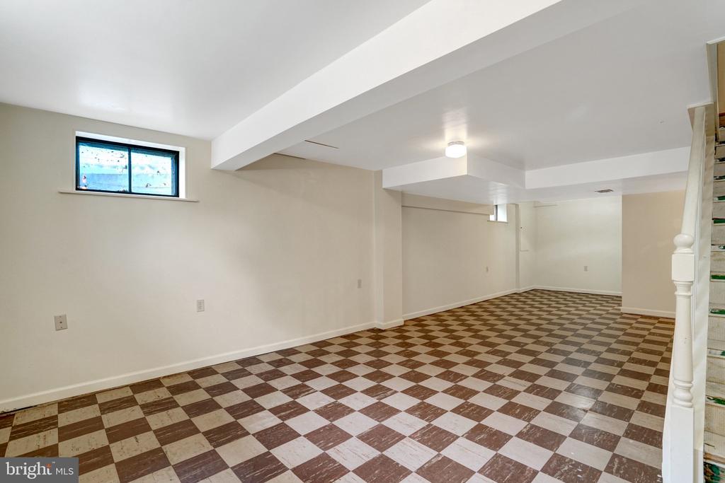 2510 PAGE TERRACE