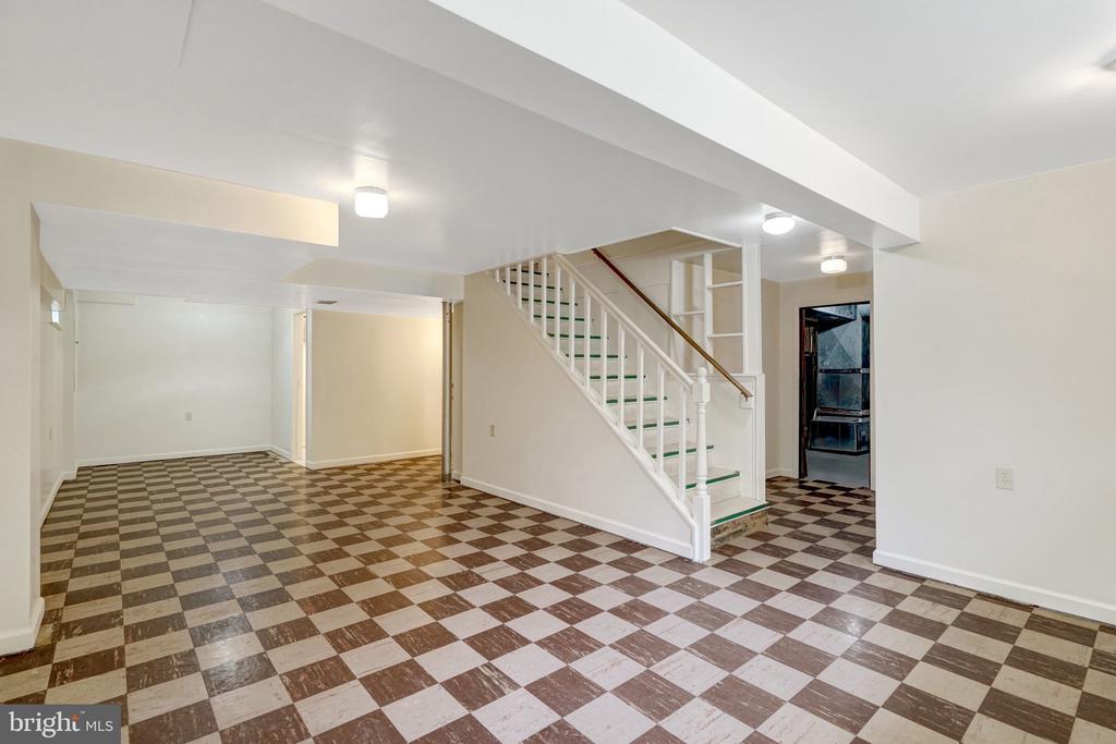 2510 PAGE TERRACE