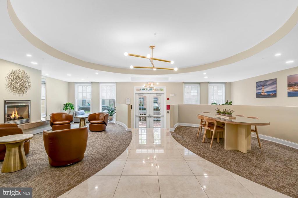 1115 CAMERON Unit: 212