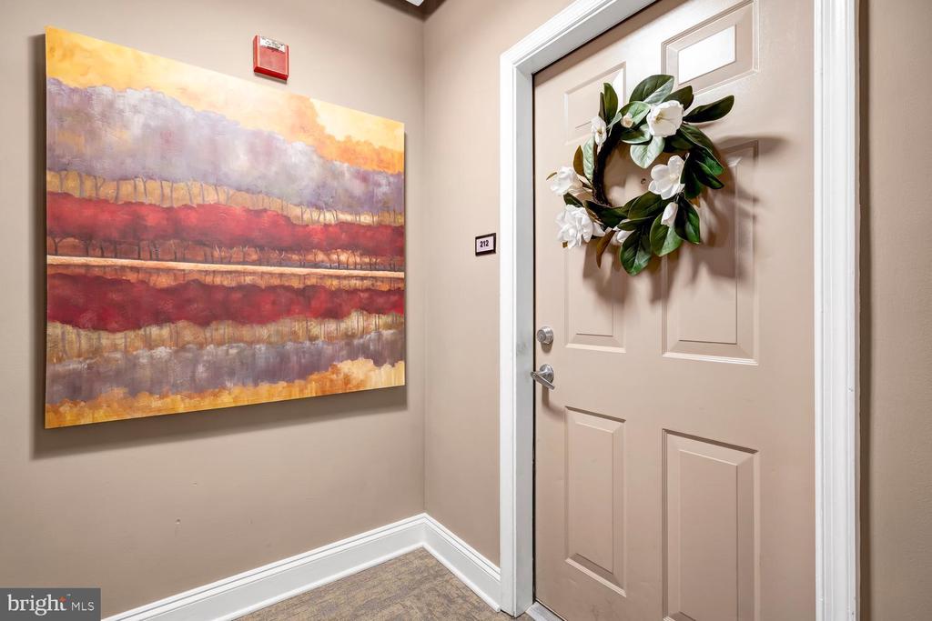 1115 CAMERON Unit: 212