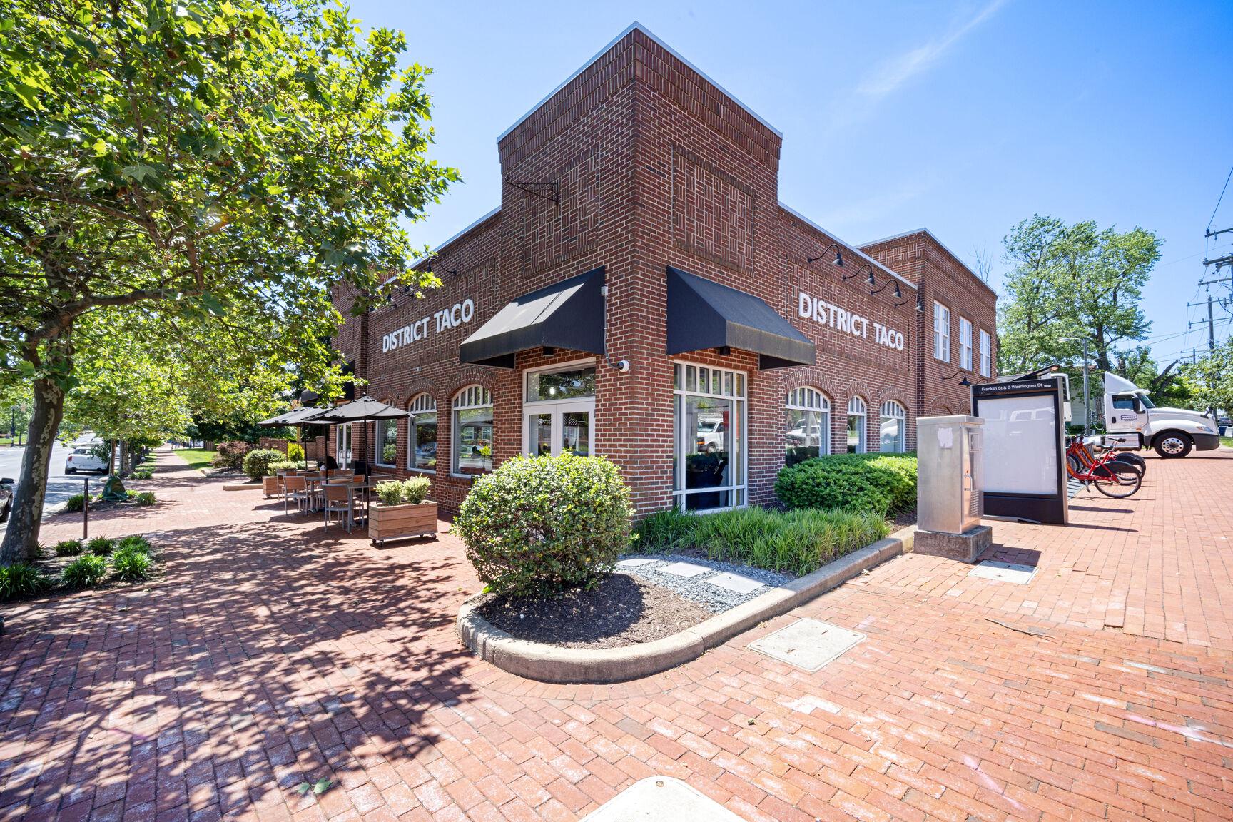906 S WASHINGTON STREET Unit: 302