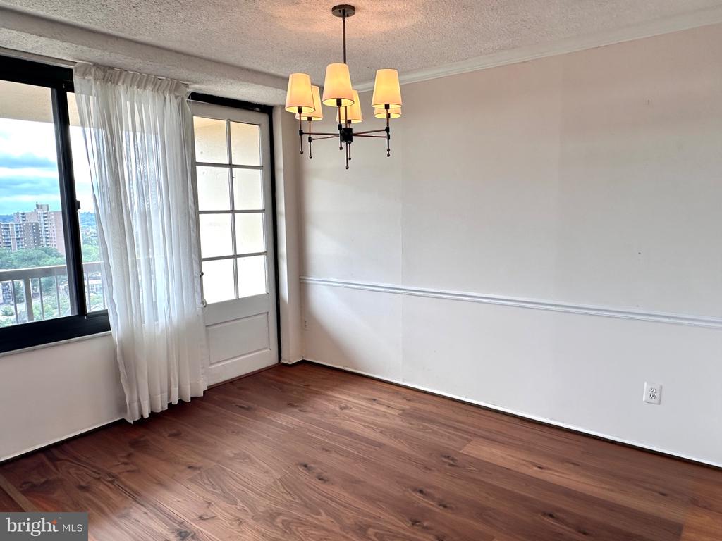 5500 HOLMES RUN PARKWAY Unit: 1412