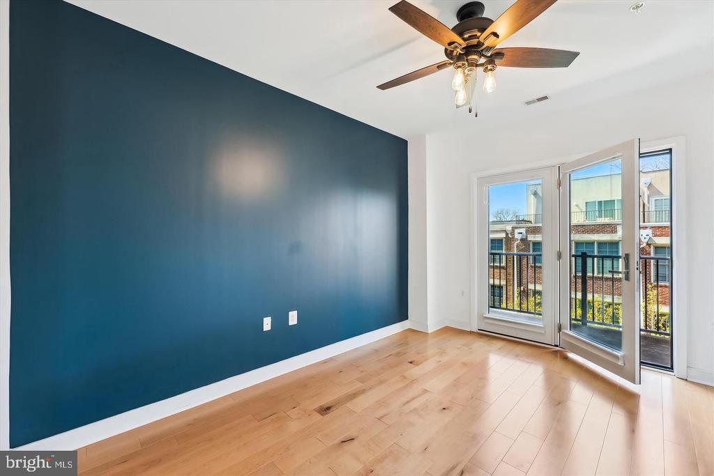 181 E REED AVENUE Unit: 305