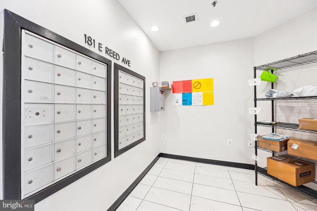 181 E REED AVENUE Unit: 305
