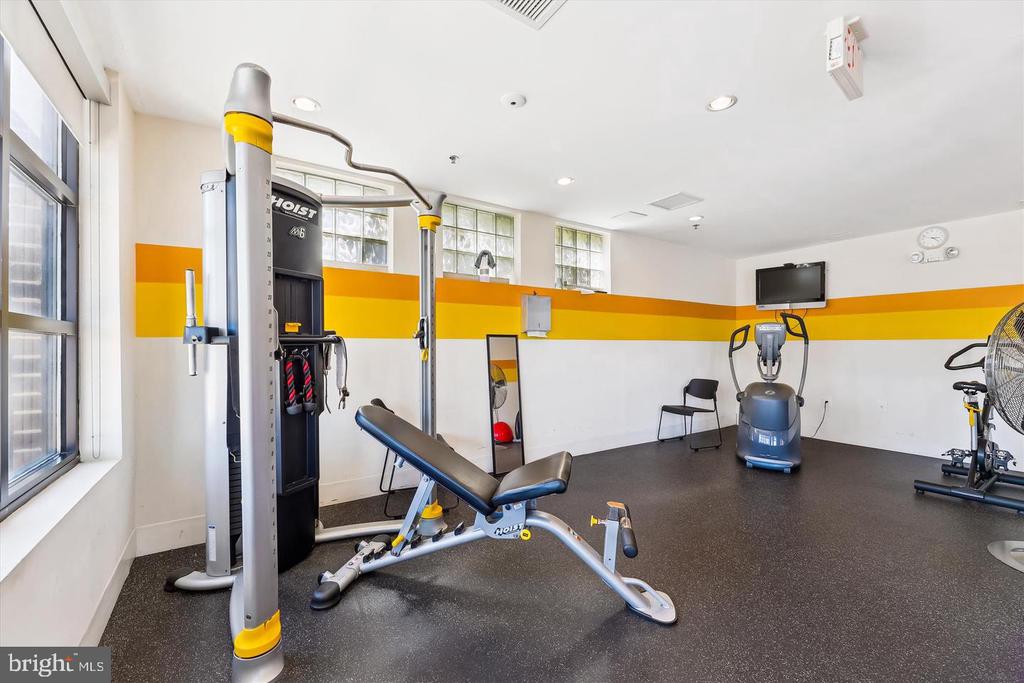 181 E REED AVENUE Unit: 305