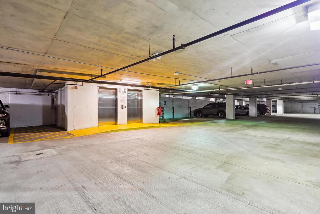 181 E REED AVENUE Unit: 305
