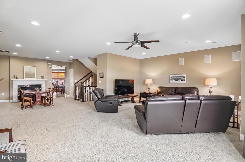 620 E HOWELL AVENUE Unit: 102