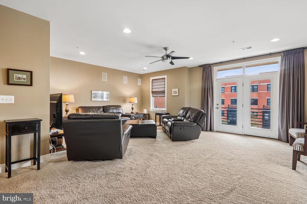 620 E HOWELL AVENUE Unit: 102