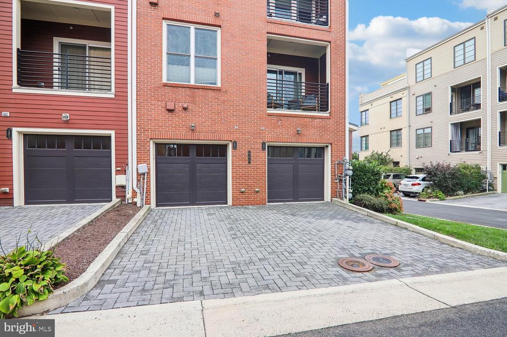 620 E HOWELL AVENUE Unit: 102
