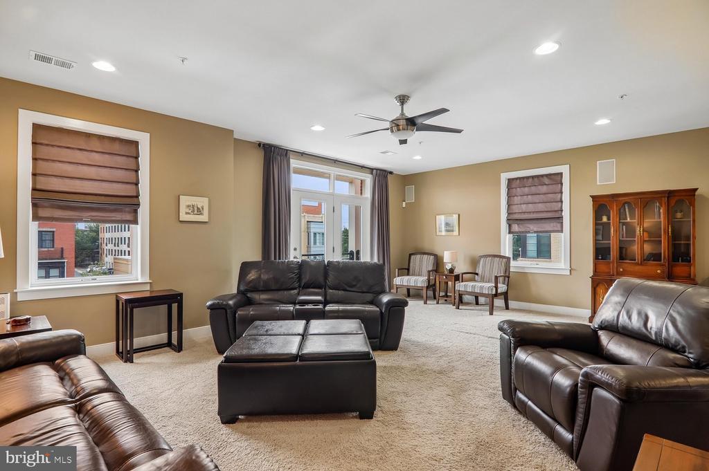 620 E HOWELL AVENUE Unit: 102