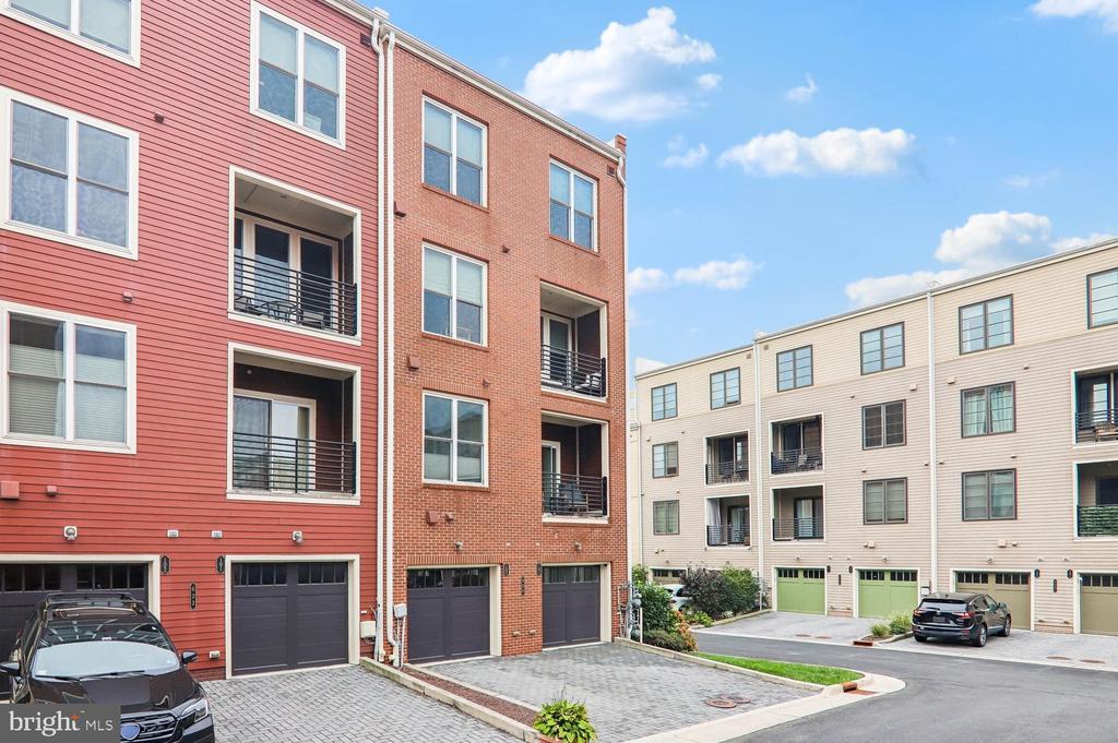 620 E HOWELL AVENUE Unit: 102