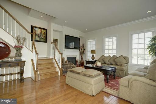 700 MILLER LANE